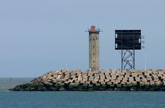 B | Zeebrugge (Mole Oost)
