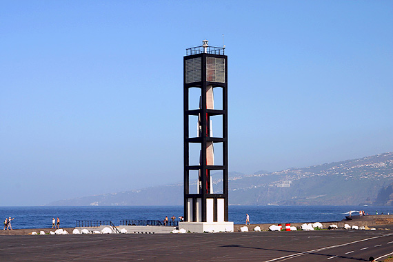 E | Puerto de la Cruz