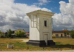 Port des Barques (Feu Antrieur)