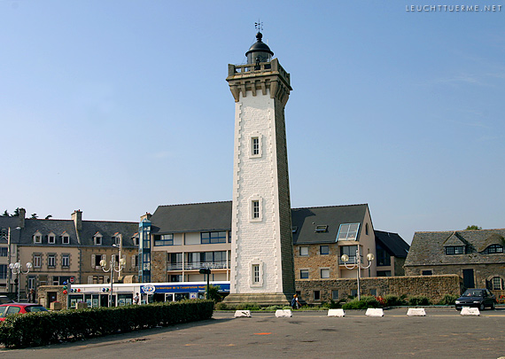 F | Roscoff (feu post�rieur)
