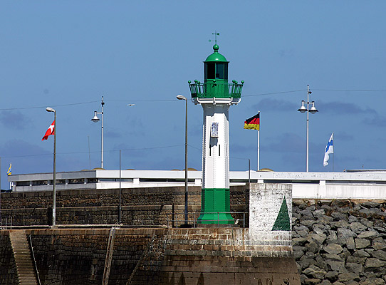F | Saint-Quay-Portrieux 
