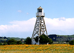 Napier Harbour (Southern Leads Front Light)