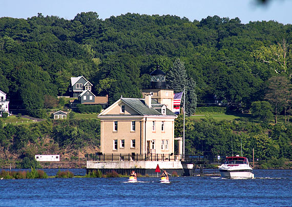 USA | Rondout